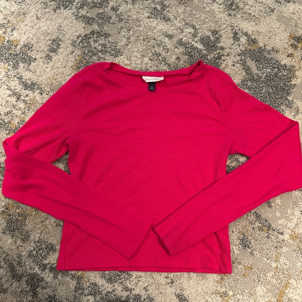 Universal Thread Vibrant Pink Long Sleeve Tee